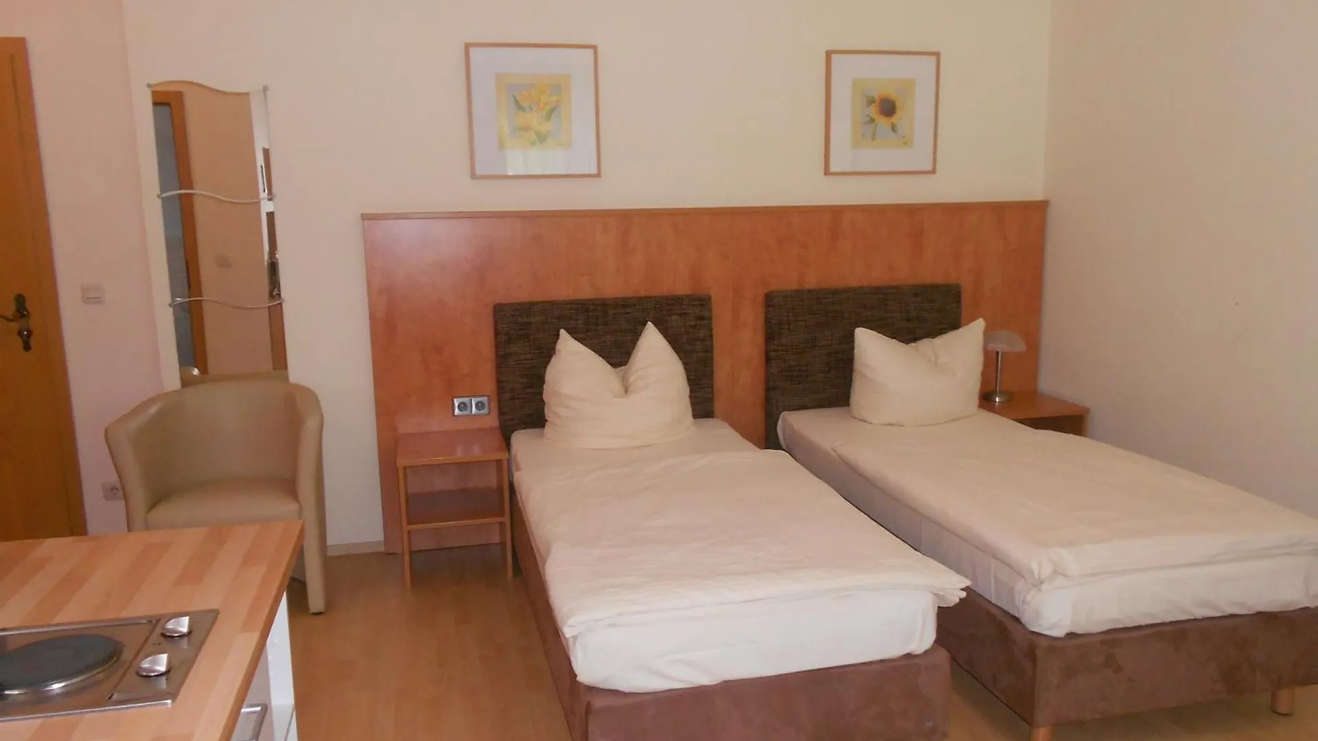 Guest house Apartment-Pension Schwalbennest Herzogenaurach