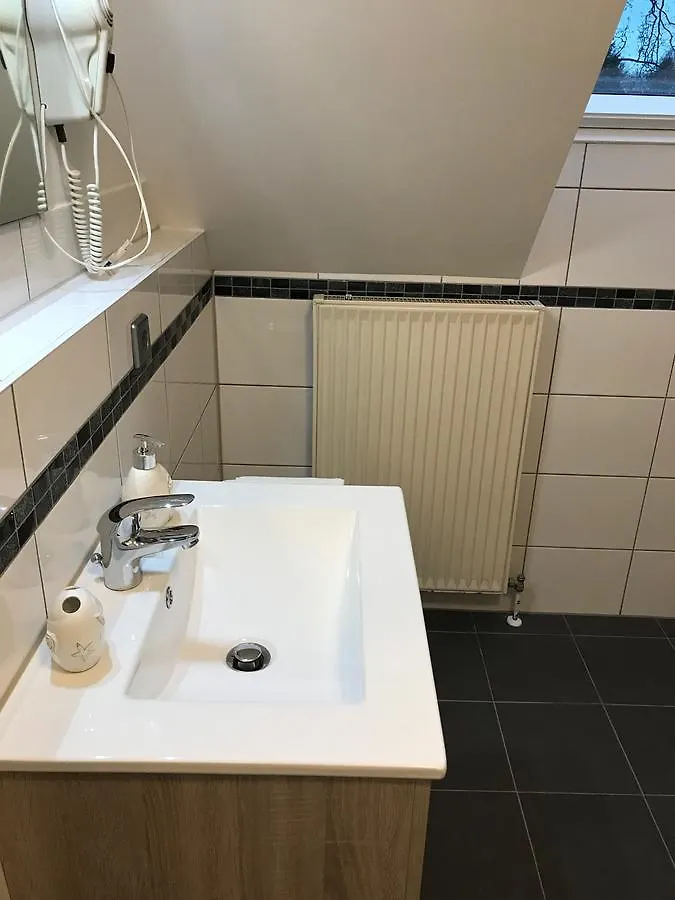 Apartment-Pension Schwalbennest Herzogenaurach Guest house